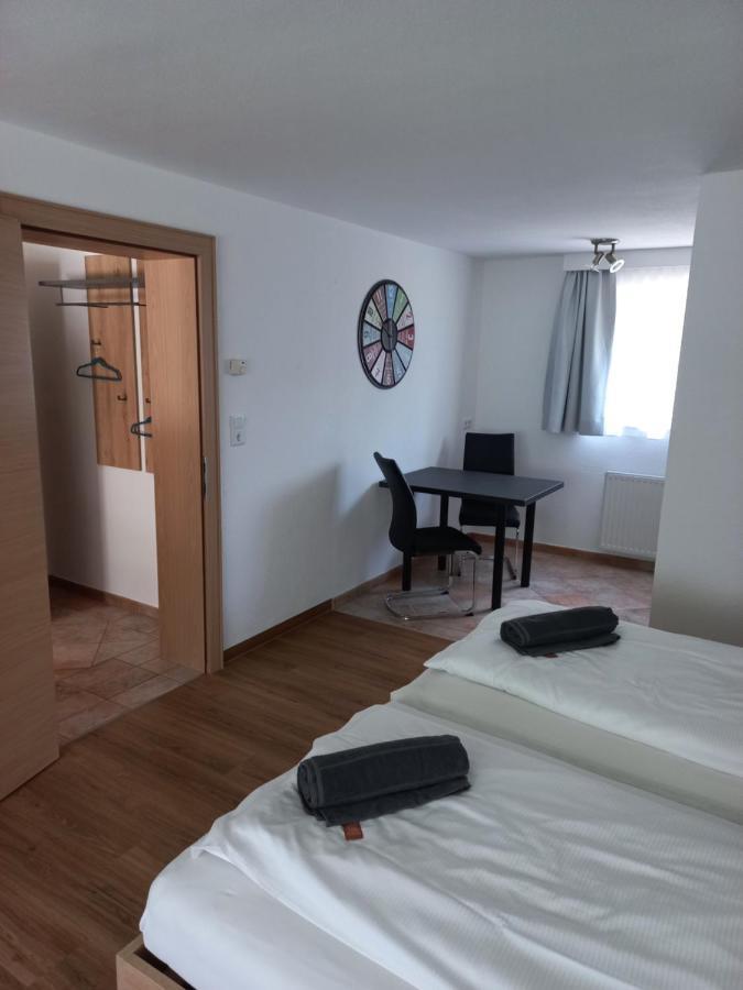 Gaestehaus Friedl Imst Exterior photo